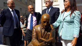 Dichter des Anstoßes