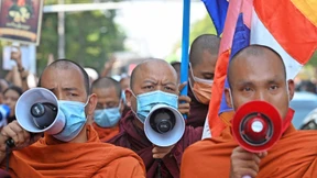 Wenn Mönche zu den Waffen greifen