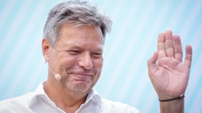 „Hi, ich bin Robert. Passt das so für dich?“