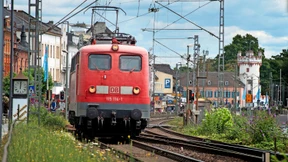 Bürgerinitiativen fürchten noch mehr Züge und Lärm im Rheintal