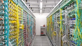 Zwischen Papierakten und digitalem Zwilling