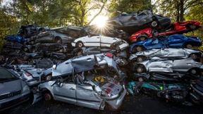 Wettbewerbsaufseher durchsuchen Autokonzerne