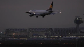 Jörg-Uwe Hahn für Nachtflugverbot