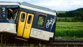 Ein Toter und 35 Verletzte bei Frontalzusammenstoß zweier Züge