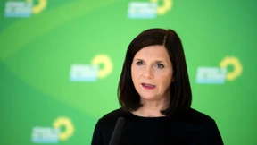 Göring-Eckardt: Merkel muss China „öffentlich und scharf kritisieren“