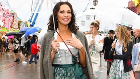 Lilly Becker ersteigert Trophäe von Boris Becker