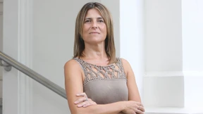 Exzellente Fachfrau für Zellen