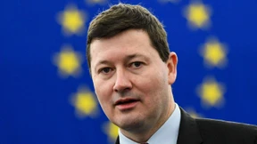 Nächtliche Anrufe und ein Interessenkonflikt