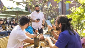 Mehr Freiheiten für die Menschen in Frankfurt