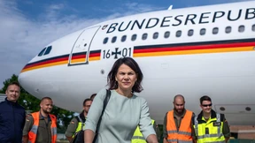 Neue Panne verhindert Baerbocks Weiterflug auch im zweiten Anlauf