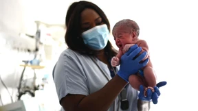 Geburtenziffer während Pandemie deutlich gesunken