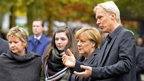 Merkel besucht Josef-König-Gymnasium in Haltern 
