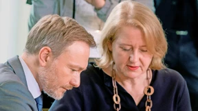 Paus plant nicht mehr mit Kindergrundsicherung