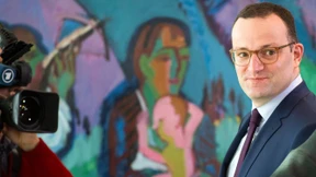 Spahn verspricht „vertrauensvolle“ Zusammenarbeit mit Merkel