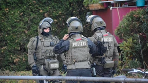 Mann bedroht Restaurantgäste mit Küchenmesser