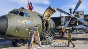 Merkel: Mehr Geld für Verteidigung ist nötig