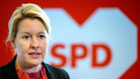 Giffey strebt Rot-Grün-Rot an