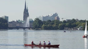 Hamburg will fast alle stärker besteuern