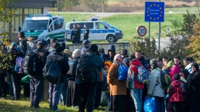 Deutsche Ökonomen kritisieren Merkels Asylpolitik