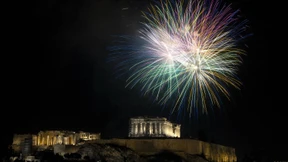 Die Welt heißt das Jahr 2022 willkommen