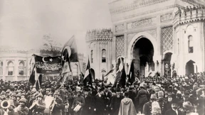 Im Wanderzirkus der Geschichte