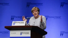 Merkel findet Niedrigzinsen nicht so dramatisch