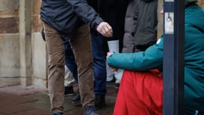 Darmstadt verbietet weiter offensives Betteln