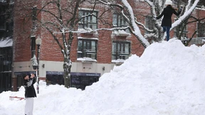 Schneeberge und Stomausfälle