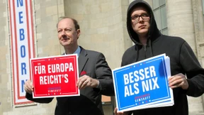 Semsrott verlässt „Die Partei“, Sonneborn entschuldigt sich