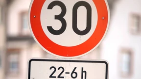 Auf der B 252 bleibt es nachts bei Tempo 30