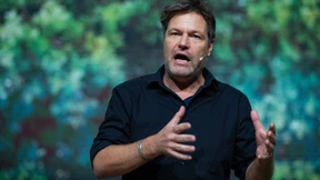 Habeck wirbt für „Green-New-Deal“