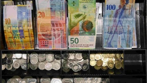 Eurokurs verliert gegenüber wichtigen Währungen