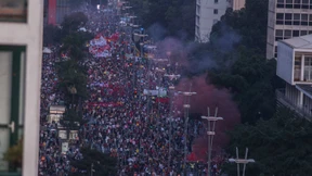 Zehntausende demonstrieren gegen Bolsonaro