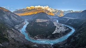 Gräbt China Indien das Wasser ab?