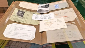 Jugendliche fragen nach der dunklen Vergangenheit