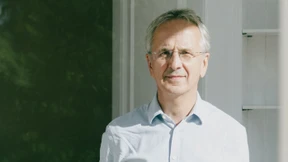 Führen hoch dosierte Omega-3-Fettsäuren zu Herzproblemen?