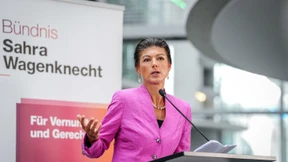 Wagenknechts Friedenspräambel