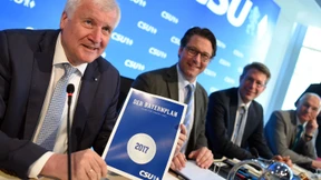Seehofer grünt so grün 