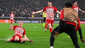 Und dann hält es in Freiburg niemand mehr auf den Sitzen