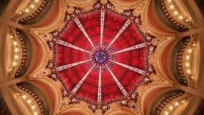 Hundert Jahre prächtiges Schweben