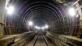 Obdachlose im Tunnel legen S-Bahn-Verkehr lahm