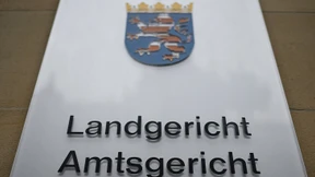 Leerverkäufer auf Anklagebank