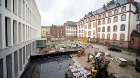 Campus mit Nähsaal und Dachterrasse