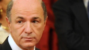 Ein ruheloser Banker wird zum Minister