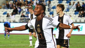 Moukoko trifft doppelt