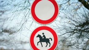 Reiterverband vor Zerreißprobe