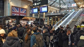 Streik legt Zugverkehr durch Eurotunnel lahm