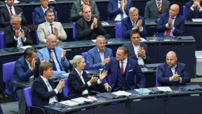 Zwei Fraktionen applaudieren vor allem sich selbst