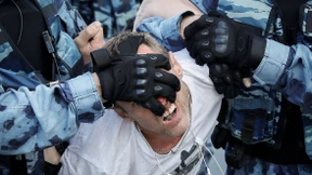 Demo, Knüppel, Krieg