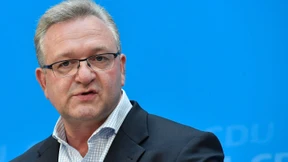Berliner CDU-Chef Henkel gibt Parteivorsitz auf